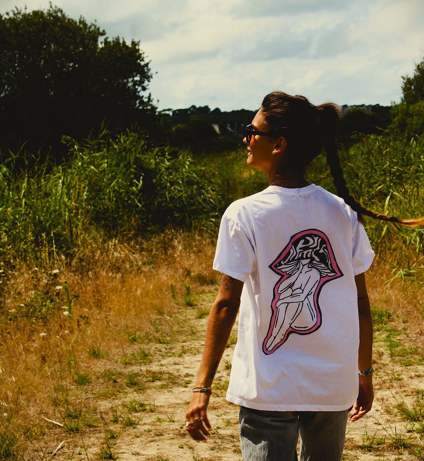 T-shirt Hallucination