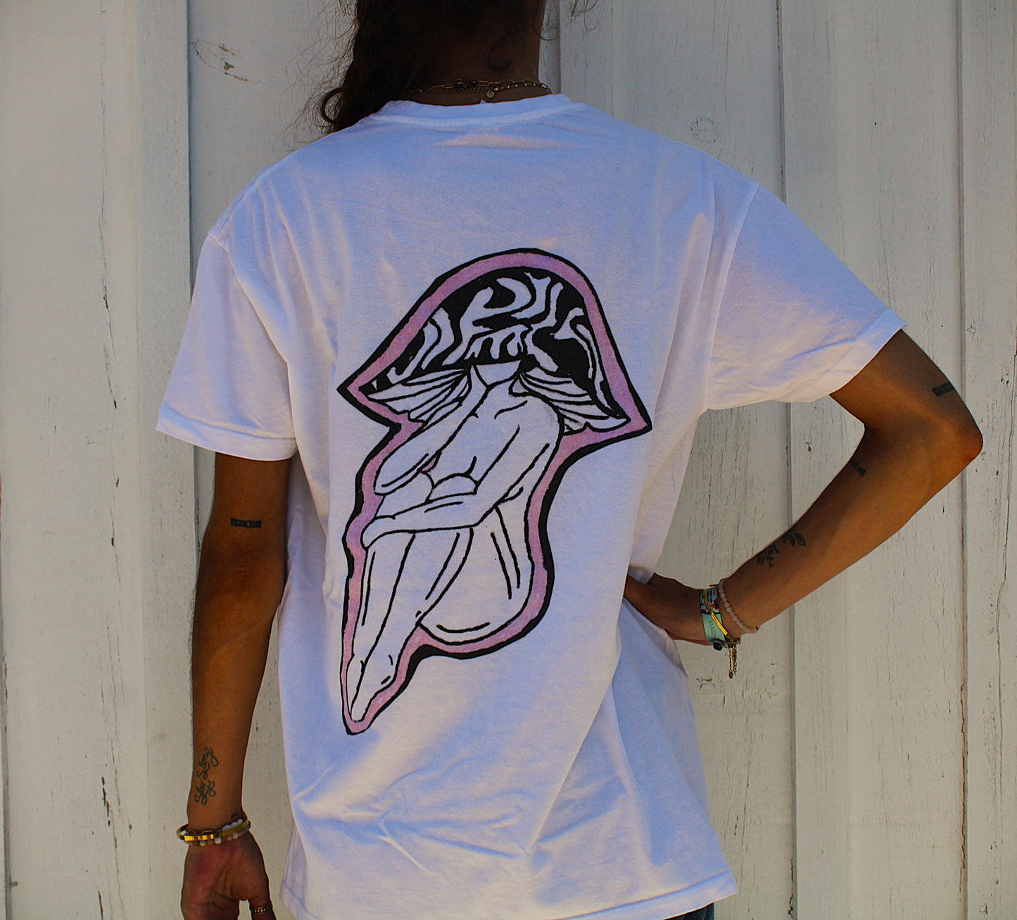 T-shirt Hallucination